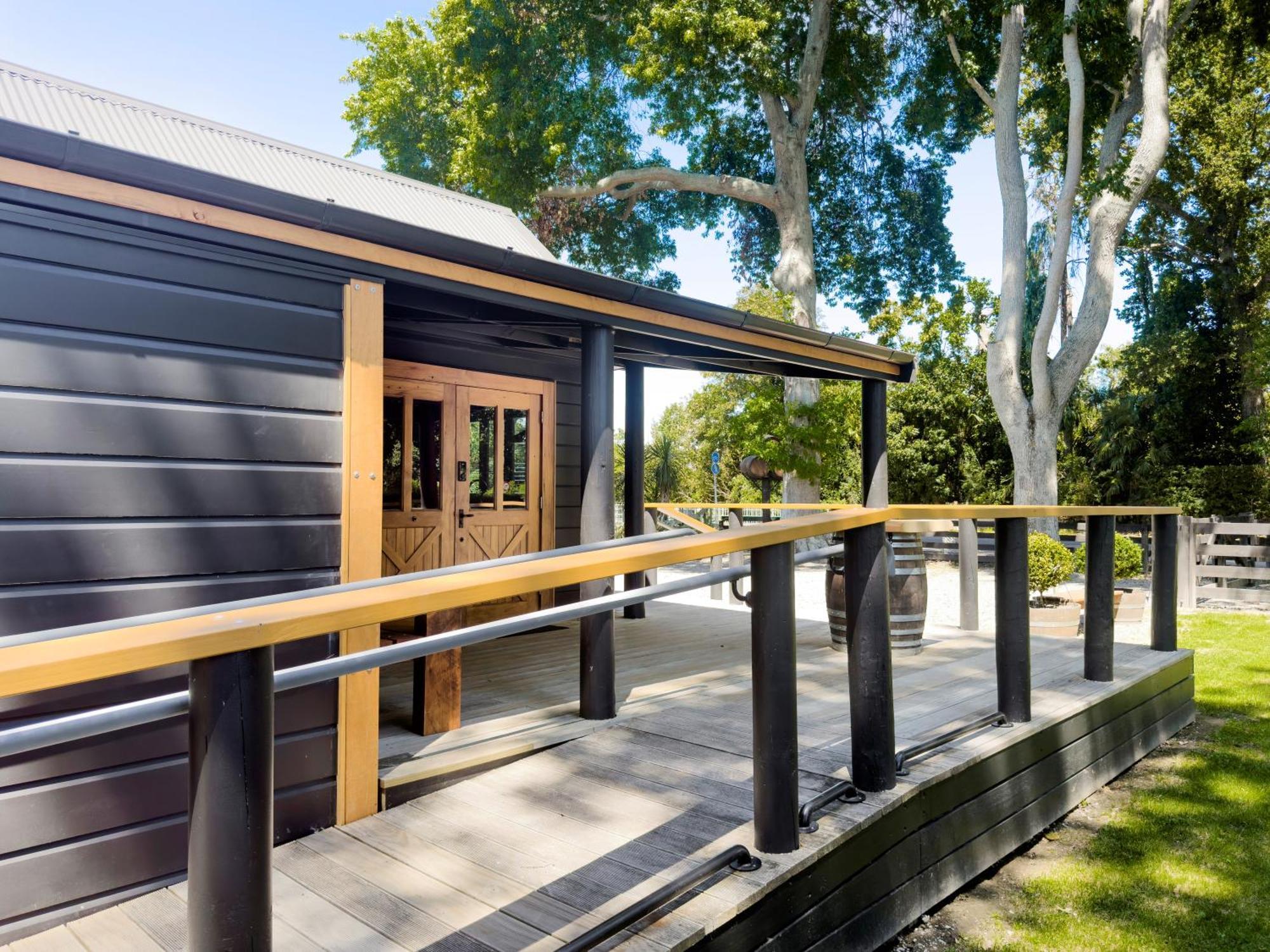 Black Cottage Boutique Acommodation Havelock North Exterior photo